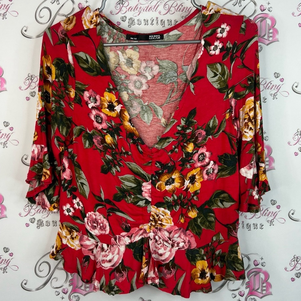 Rebel Sugar blouse flowers flowy ruffle hem peplum Red Floral V-Neck Blouse
